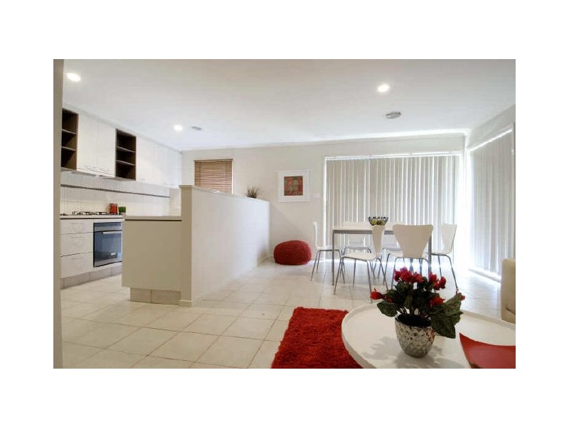 6 Warwick Street, Gungahlin ACT 2912