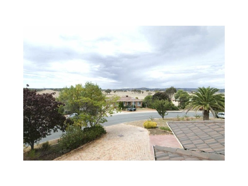 38 Weddin Circuit, Palmerston ACT 2913