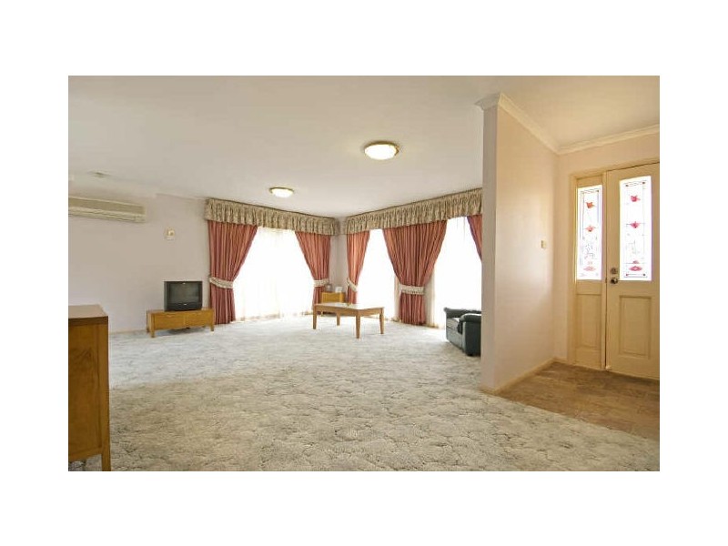 38 Weddin Circuit, Palmerston ACT 2913