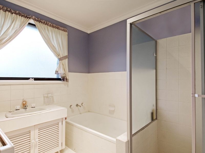 20 Hensman Street, Latham ACT 2615