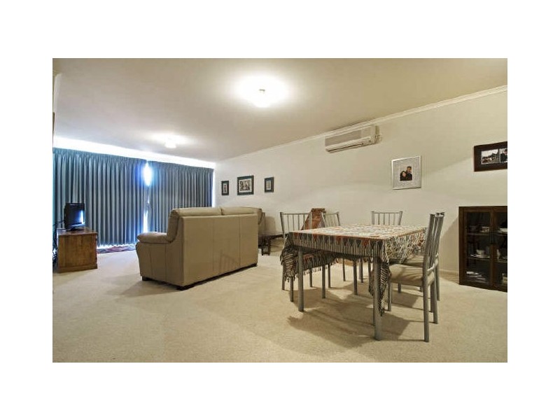 105 ‘Killara’/107 Canberra Avenue, Griffith ACT 2603
