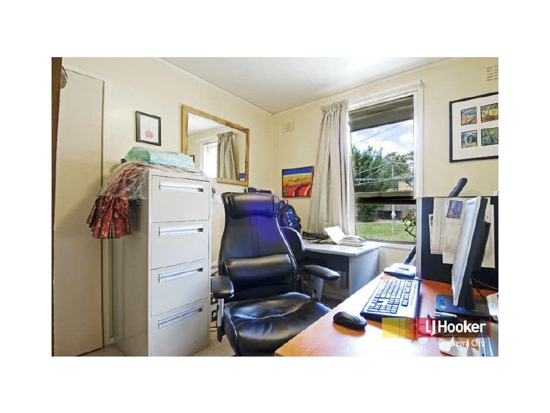 2 Jull Place, Chifley ACT 2606