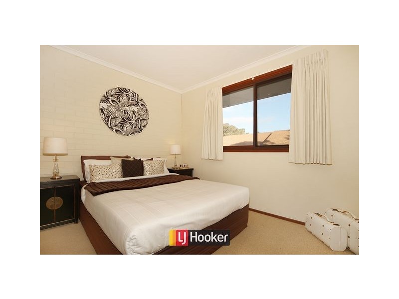 10 ‘The Pines’/20 Oliver Street, Lyneham ACT 2602