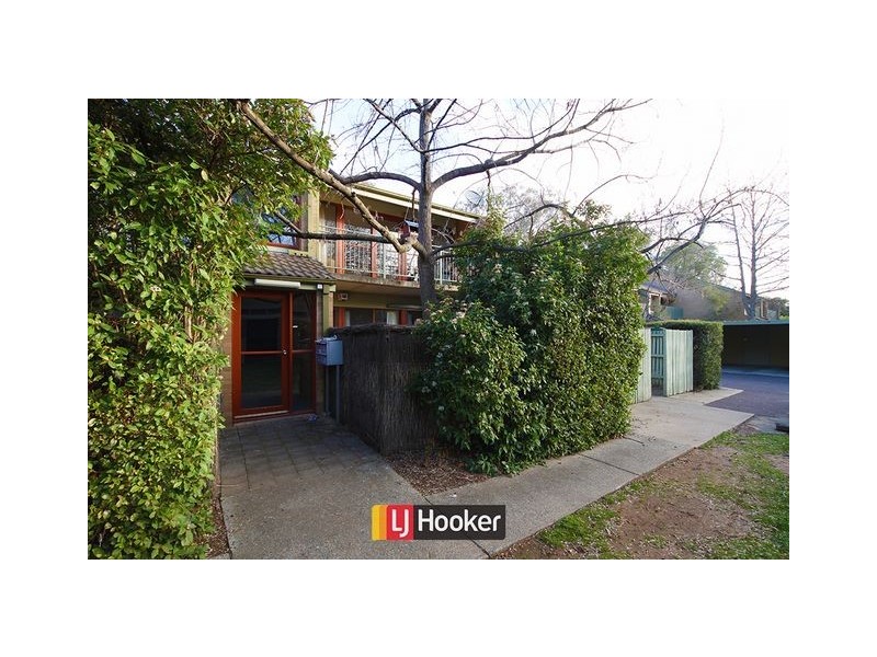 10 ‘The Pines’/20 Oliver Street, Lyneham ACT 2602