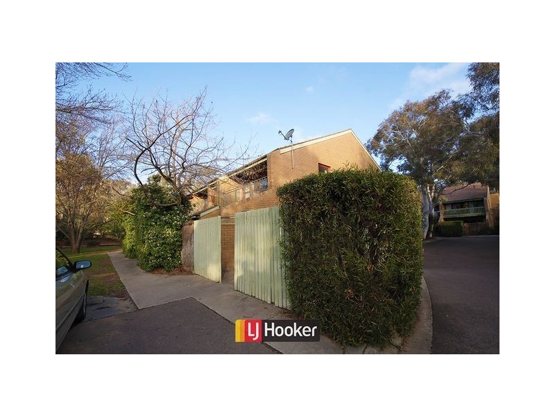 10 ‘The Pines’/20 Oliver Street, Lyneham ACT 2602