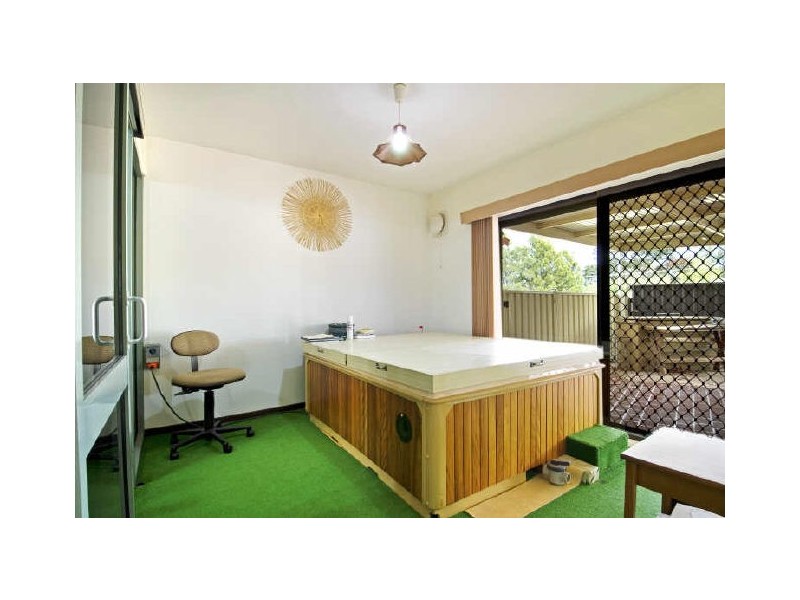 10 Chirnside Place, Kambah ACT 2902