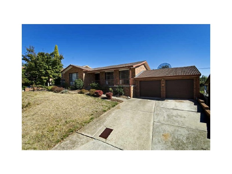 12 Casey Crescent, Calwell ACT 2905