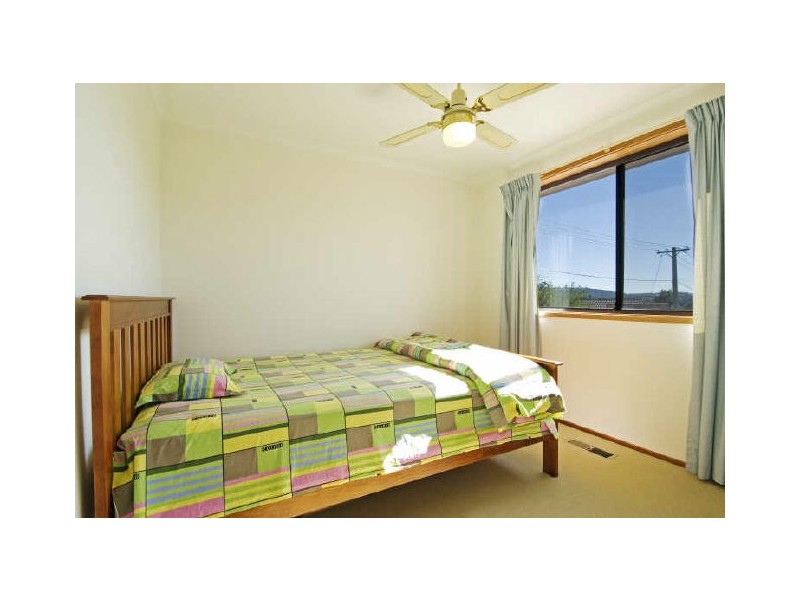 12 Casey Crescent, Calwell ACT 2905