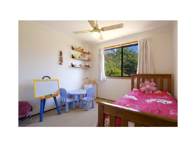 12 Casey Crescent, Calwell ACT 2905