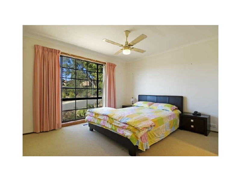 12 Casey Crescent, Calwell ACT 2905