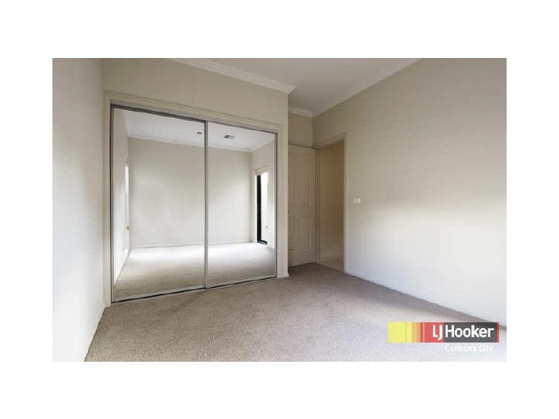 1 MacLaurin Crescent, Chifley ACT 2606