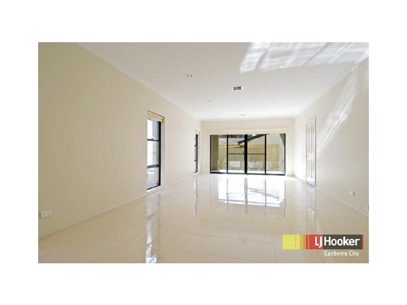 1 MacLaurin Crescent, Chifley ACT 2606