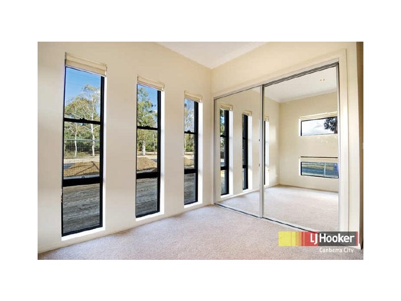 1 MacLaurin Crescent, Chifley ACT 2606