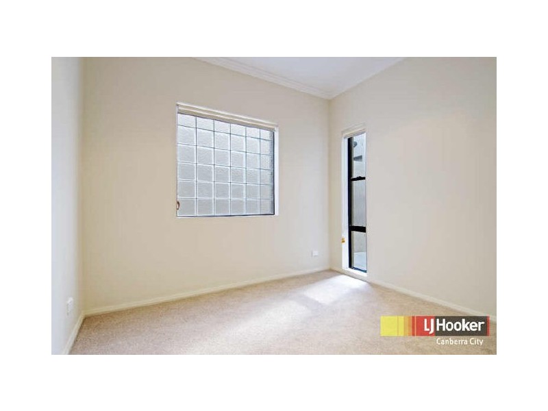 1 MacLaurin Crescent, Chifley ACT 2606