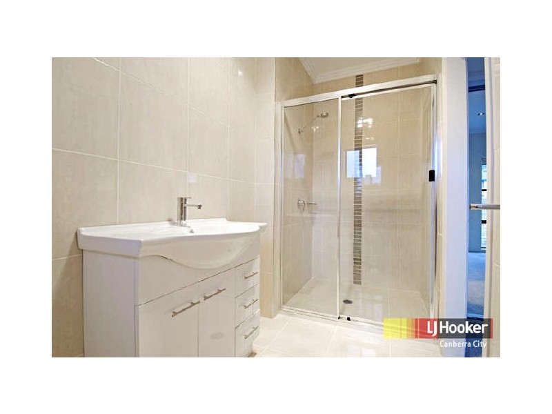 1 MacLaurin Crescent, Chifley ACT 2606