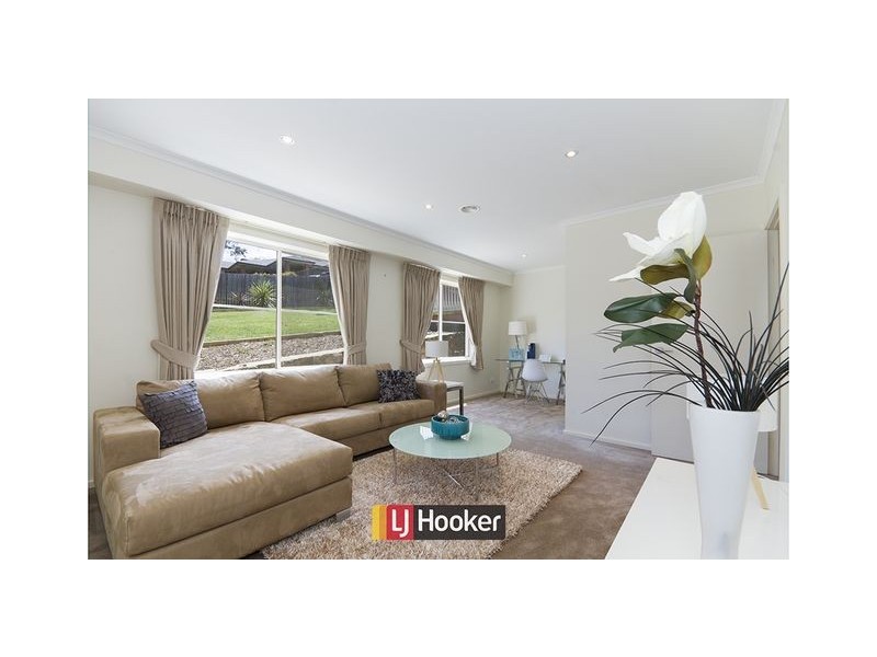 9 Emanuel Place, Conder ACT 2906