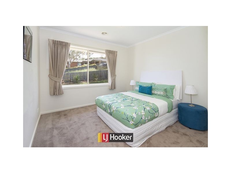 9 Emanuel Place, Conder ACT 2906
