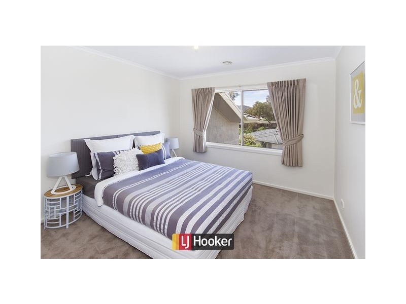 9 Emanuel Place, Conder ACT 2906