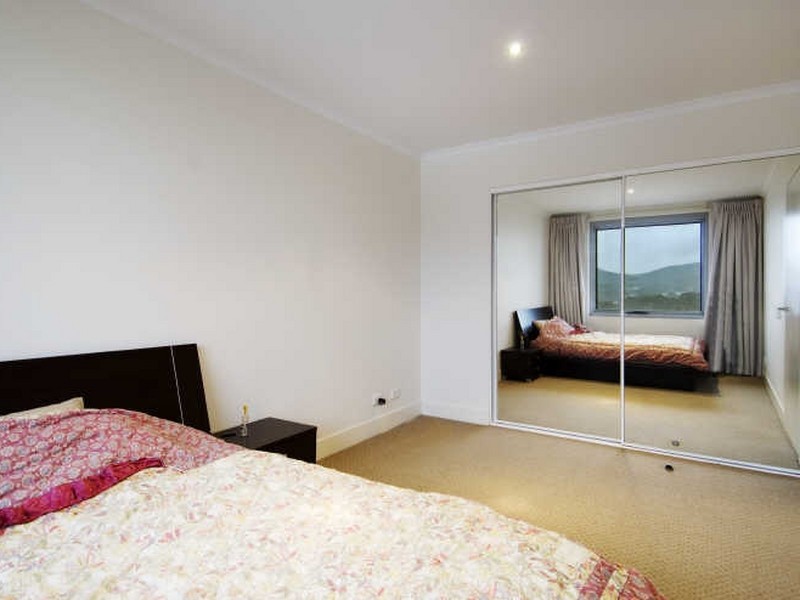 33 ‘The Avenue’/18 Moore Street, Turner ACT 2612