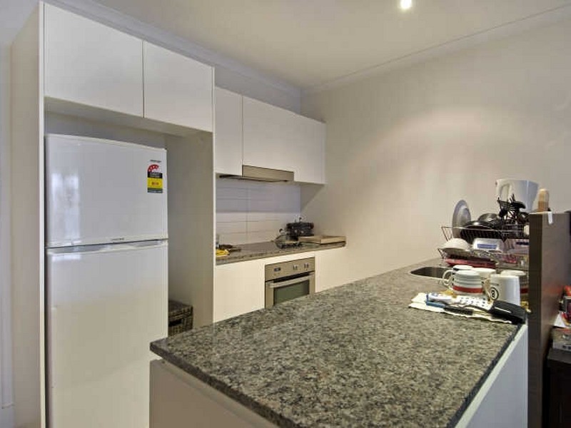 33 ‘The Avenue’/18 Moore Street, Turner ACT 2612