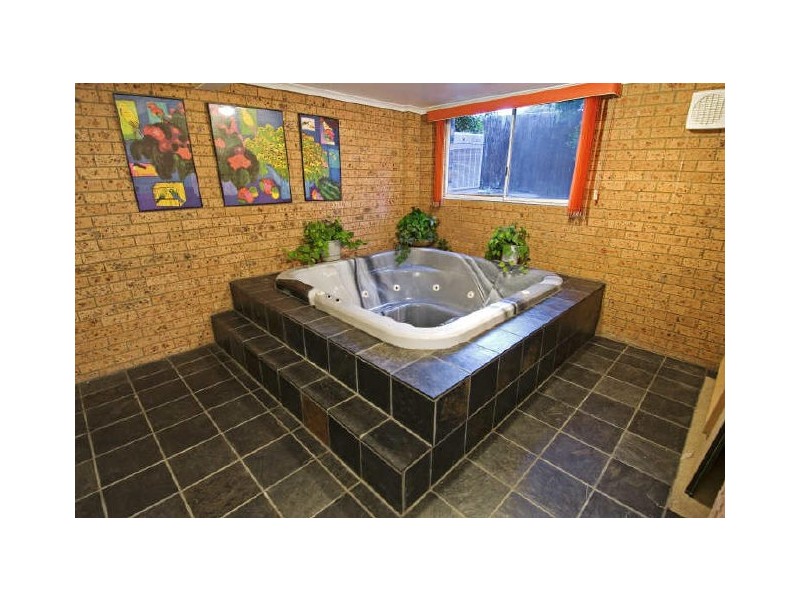 4 Tipping Place, Mckellar ACT 2617