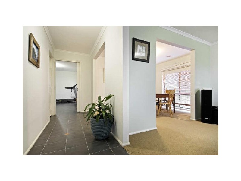 42 Simonetti Street, Dunlop ACT 2615