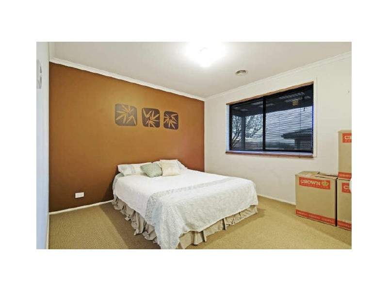 42 Simonetti Street, Dunlop ACT 2615