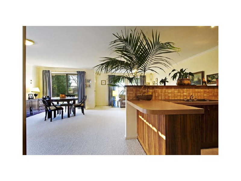 6 Doerner Place, Gordon ACT 2906