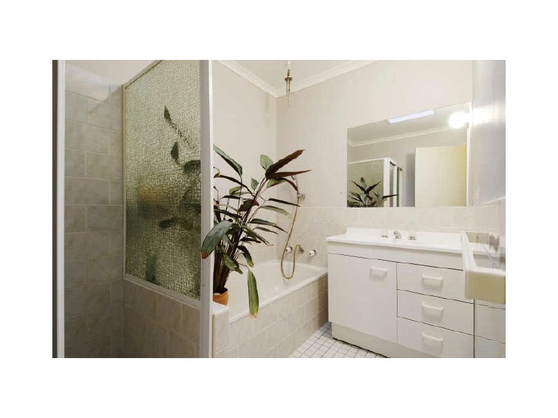 6 Doerner Place, Gordon ACT 2906