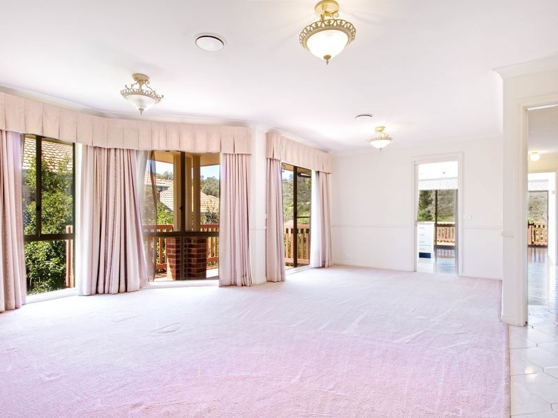 12 Stopford Crescent, Fadden ACT 2904