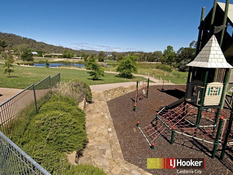 12 Stopford Crescent, Fadden ACT 2904