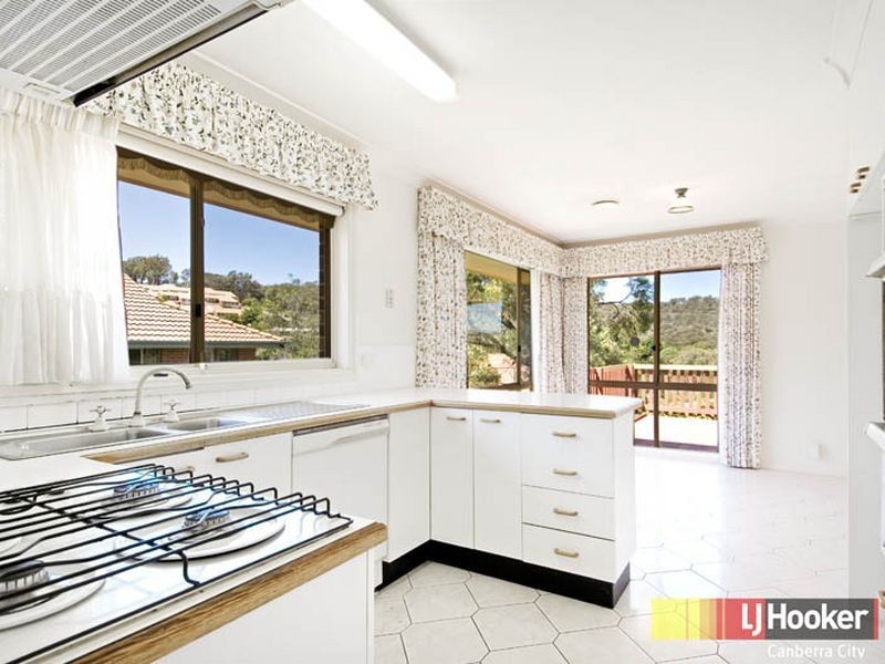 12 Stopford Crescent, Fadden ACT 2904