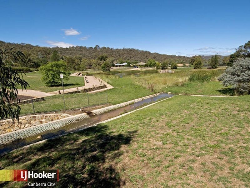 12 Stopford Crescent, Fadden ACT 2904