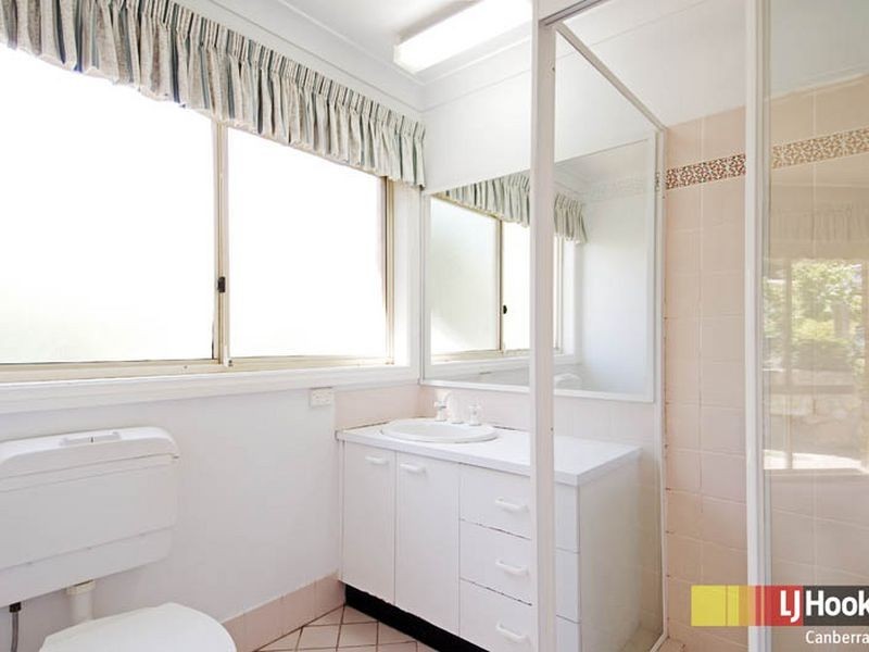 12 Stopford Crescent, Fadden ACT 2904