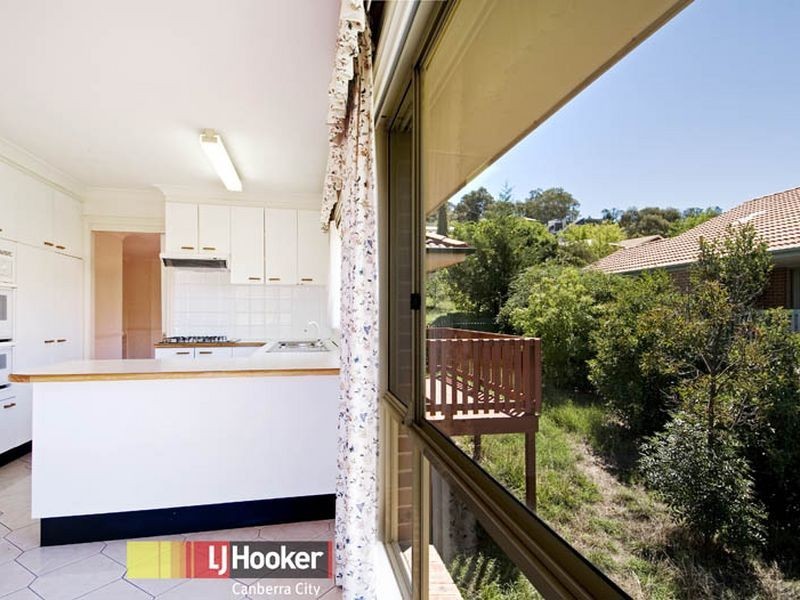 12 Stopford Crescent, Fadden ACT 2904