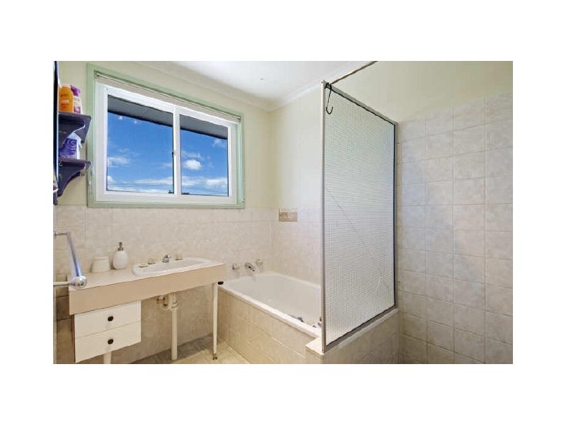 17 Beeston Street, Macgregor ACT 2615