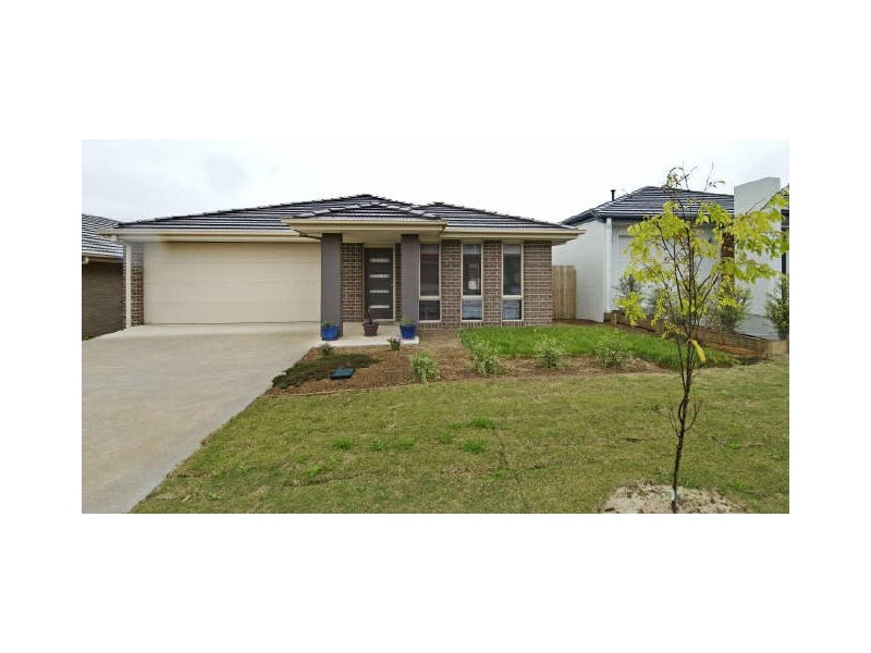 12 Allnutt Crescent, Forde ACT 2914