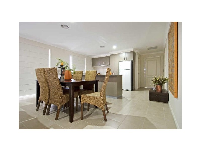 12 Allnutt Crescent, Forde ACT 2914