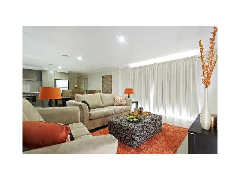 12 Allnutt Crescent, Forde ACT 2914