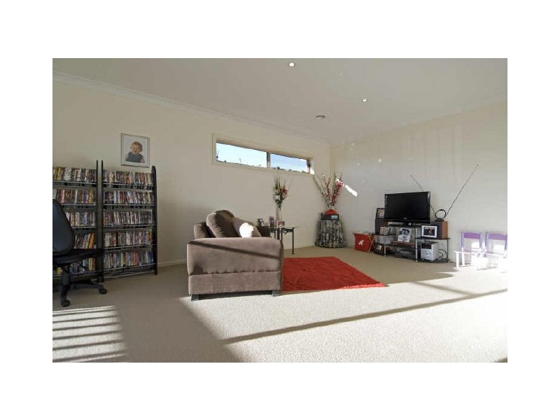 42 Branson Street, Dunlop ACT 2615