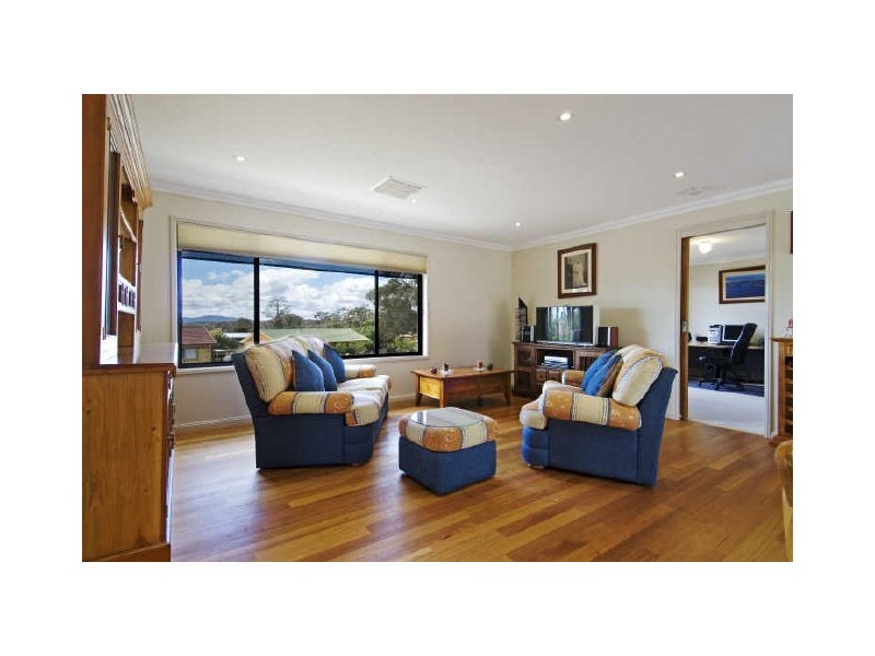 1 Castlereagh Crescent, Macquarie ACT 2614