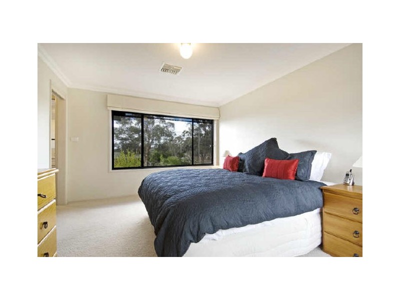 1 Castlereagh Crescent, Macquarie ACT 2614