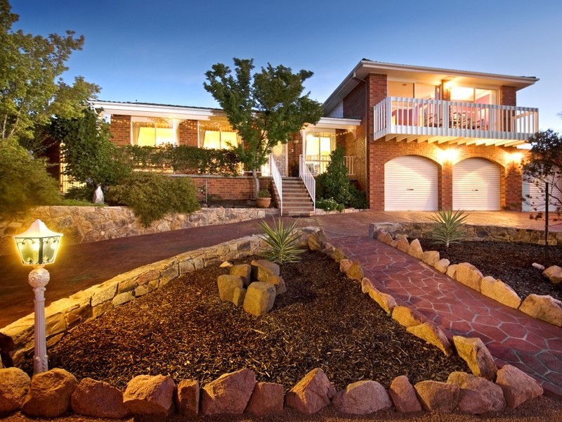 40 Rushbrook Circuit, Isabella Plains ACT 2905