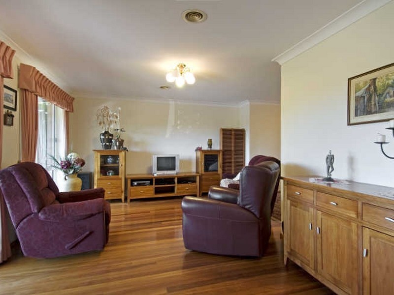 40 Rushbrook Circuit, Isabella Plains ACT 2905