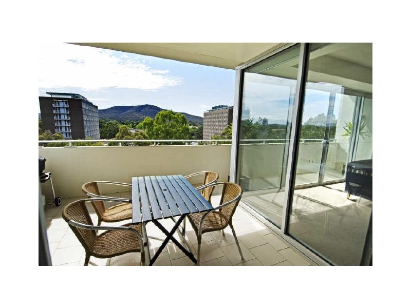 Unit 605 ‘Space 2′/165 Northbourne Avenue, Turner ACT 2612