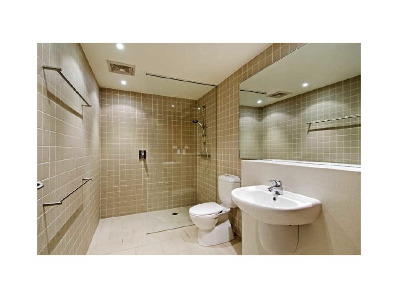 Unit 605 ‘Space 2′/165 Northbourne Avenue, Turner ACT 2612