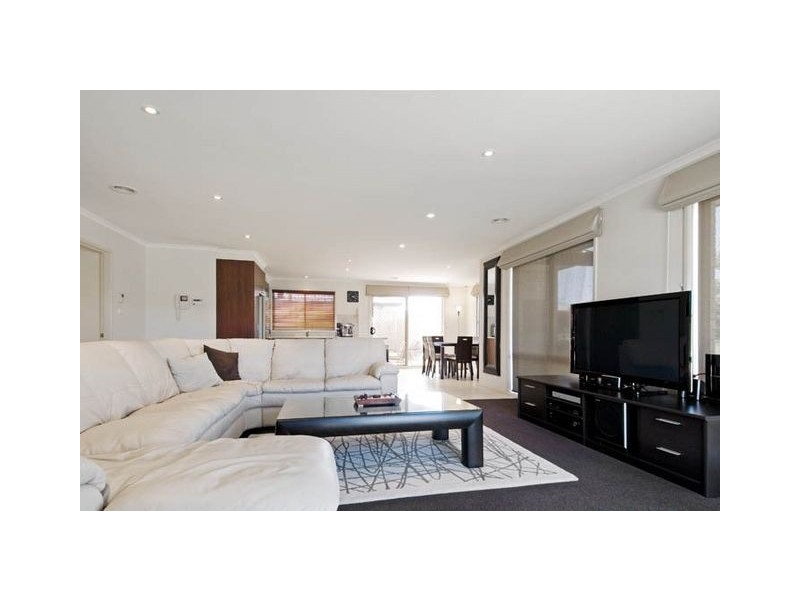 2/49 Buckingham Street, Amaroo ACT 2914