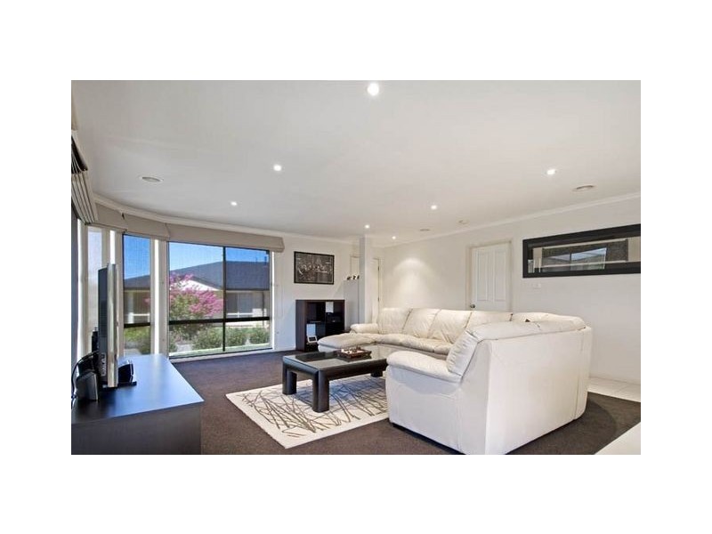 2/49 Buckingham Street, Amaroo ACT 2914