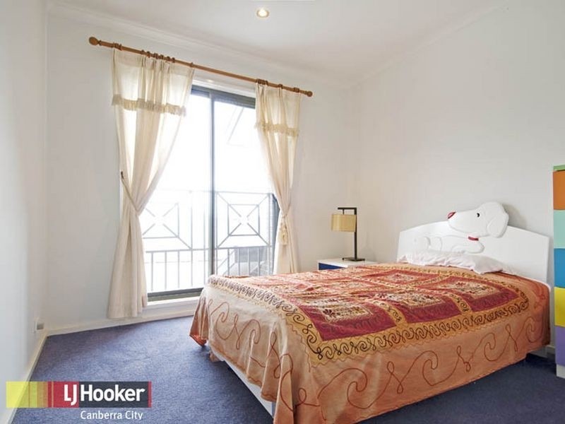 1 Whim Street, Harrison ACT 2914