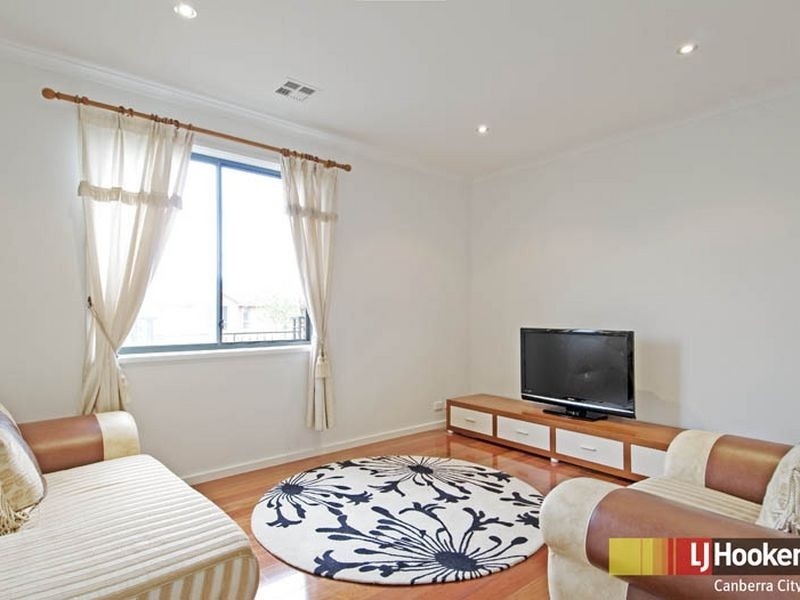 1 Whim Street, Harrison ACT 2914
